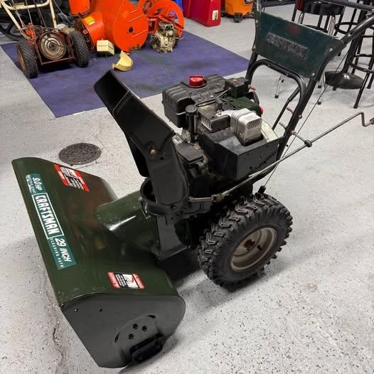 Craftsman Snowblower – 29" Clearing – 9 HP Tecumseh – Fully Serviced